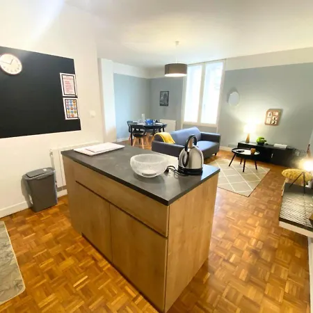 Le 107 - - Chu - La Conciergerie. Appartement *